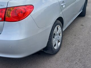 2010 Hyundai Elantra IV (HD), серебристый, 740000 рублей, вид 5