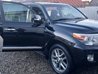 2012 Toyota Land Cruiser 200 Series Рестайлинг 1, чёрный, 3500000 рублей, вид 2