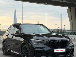 2019 BMW X5 50i IV (G05/G18), чёрный, 6750000 рублей, вид 4
