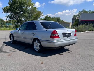 1995 Mercedes-Benz C-Класс 230 I (W202), серебристый, 430000 рублей, вид 4