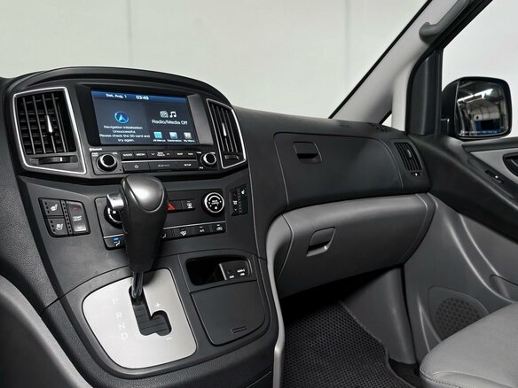 2019 Hyundai Grand Starex I Рестайлинг 2, серый - вид 5