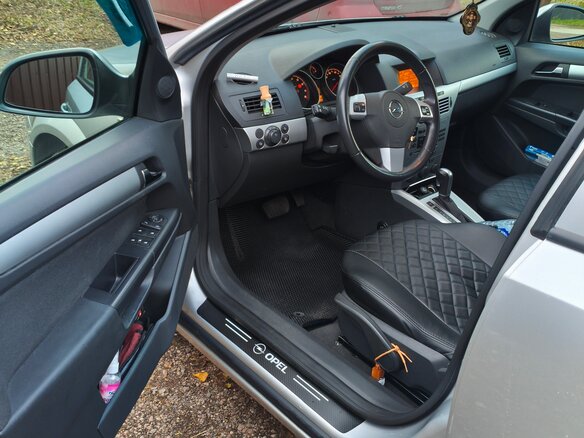 2011 Opel Astra H Рестайлинг, серебристый, 600000 рублей - вид 14