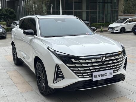 2025 Changan UNI-Z, белый, 1880000 рублей, вид 2