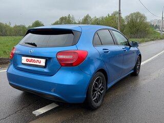 2015 Mercedes-Benz A-Класс 180 III (W176), голубой, 1500000 рублей, вид 2