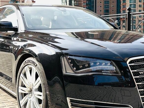 2013 Audi A8 Long III (D4), чёрный, 3900000 рублей - вид 9