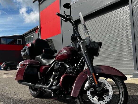 2019 Harley-Davidson Road King Special, красный, 1700000 рублей - вид 21
