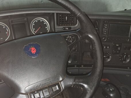 2015 Scania 4-Series, белый, 4500000 рублей, вид 1