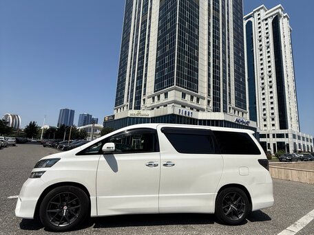 2009 Toyota Vellfire I, белый, 1999999 рублей, вид 4