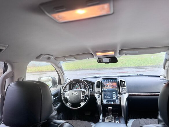 2012 Toyota Land Cruiser 200 Series Рестайлинг 1, серебристый - вид 16