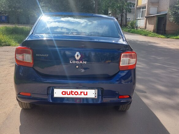 2017 Renault Logan II, синий, 700000 рублей - вид 3