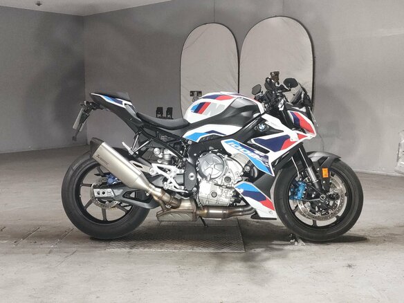 2023 BMW M 1000 R, белый, 2280000 рублей