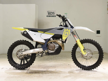 2023 Husqvarna FC 450, серый, 860000 рублей, вид 1