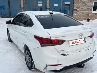 2017 Hyundai Solaris II, белый, 750000 рублей, вид 5