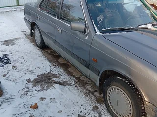1988 Mazda 929 III (HC), серый, 180000 рублей, вид 5