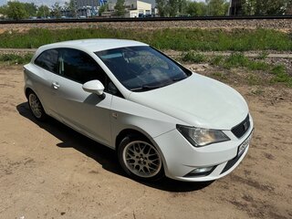 2012 SEAT Ibiza IV Рестайлинг, белый, 610000 рублей, вид 5