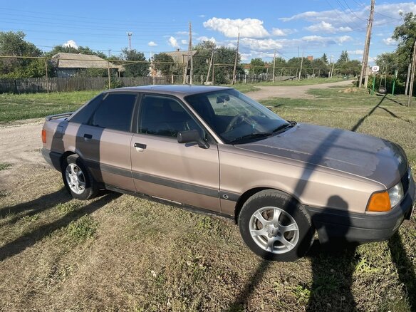 1989 Audi 80 IV (B3), фиолетовый, 200000 рублей - вид 3
