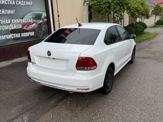 2017 Volkswagen Polo V Рестайлинг, белый, 550000 рублей, вид 5