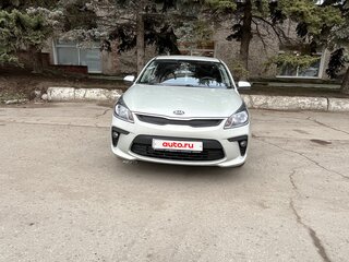 2018 Kia Rio IV, бежевый, 1000000 рублей, вид 2