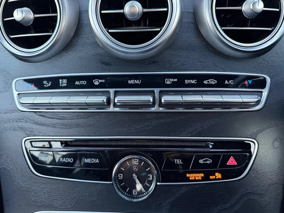 2017 Mercedes-Benz C-Класс 180 IV (W205), чёрный, 1749027 рублей - вид 19
