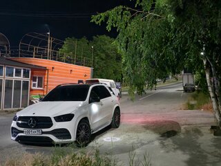 2019 Mercedes-Benz GLE 300 d II (V167), белый, 7500000 рублей, вид 3
