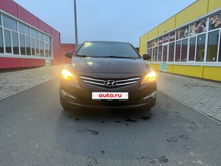 2016 Hyundai Solaris I Рестайлинг, коричневый, 1020000 рублей, вид 1