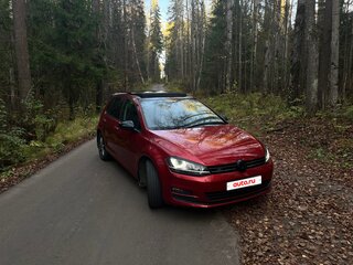 2013 Volkswagen Golf VII, красный, 1429000 рублей, вид 2