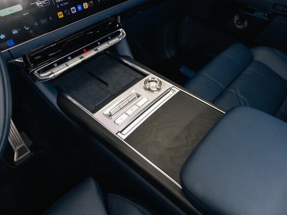 2026 Zeekr 9X 55 kWh (до 3.5 т), чёрный, 11650000 рублей - вид 13