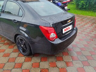 2014 Chevrolet Aveo II, чёрный, 800000 рублей, вид 3
