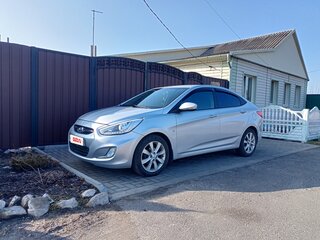 2014 Hyundai Solaris I, серебристый, 750000 рублей, вид 1