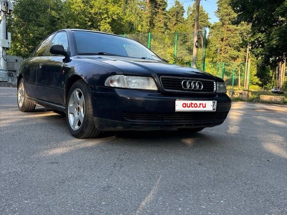 1996 Audi A4 I (B5), синий, 270000 рублей - вид 1