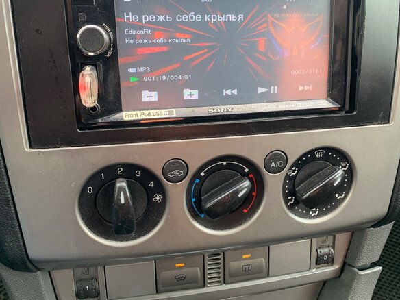 2010 Ford Focus II Рестайлинг, чёрный, 410000 рублей - вид 4