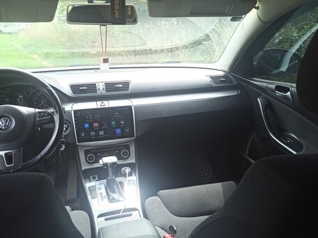 2009 Volkswagen Passat B6, серый, 630000 рублей, вид 5