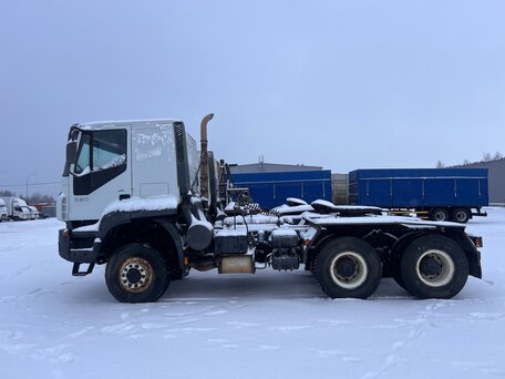 2009 Iveco Trakker, белый, 2580000 рублей, вид 4
