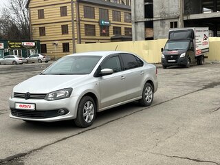 2013 Volkswagen Polo V, серебристый, 660000 рублей, вид 1