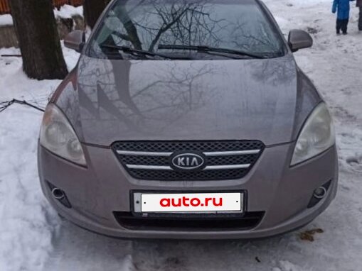 2009 Kia Ceed I, бежевый - вид 1