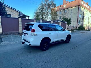 2011 Toyota Land Cruiser Prado 150 Series, белый, 3000000 рублей, вид 5