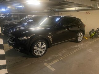 2015 Infiniti QX70, чёрный, 2200000 рублей, вид 2