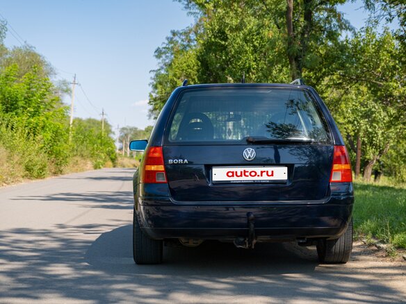 2000 Volkswagen Bora I, синий, 510000 рублей - вид 5