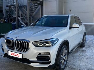 2018 BMW X5 30d IV (G05/G18), белый, 6950000 рублей, вид 2