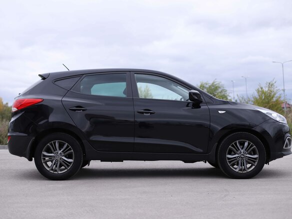 2014 Hyundai ix35 I Рестайлинг, чёрный, 1315552 рублей - вид 3