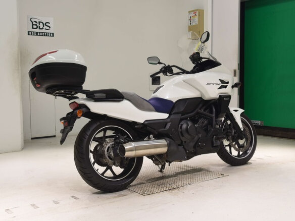 2014 Honda CTX 700, белый, 730000 рублей - вид 4