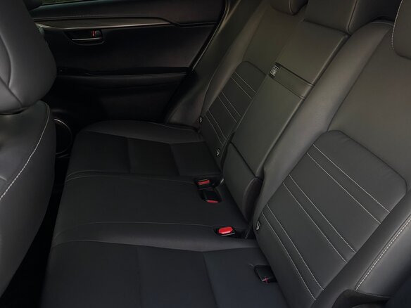 2018 Lexus NX 200 I Рестайлинг, белый, 3400000 рублей - вид 34