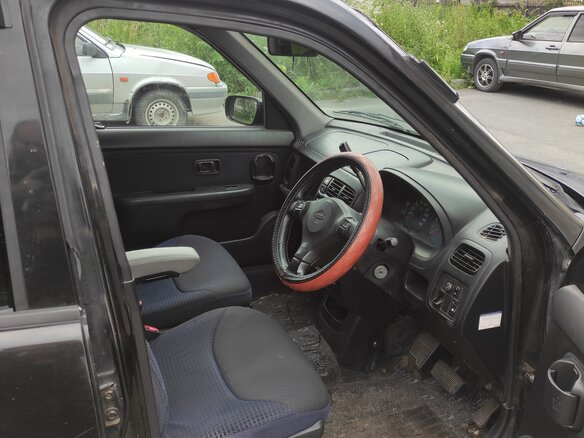 2000 Nissan Cube I (Z10), чёрный, 115000 рублей - вид 5