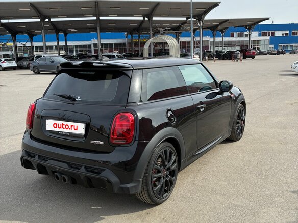 2021 Mini Hatch JCW III (F55/F56) Рестайлинг 2, чёрный, 3900000 рублей - вид 2