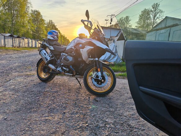 2013 BMW HP4, синий, 1270000 рублей - вид 8