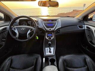 2010 Hyundai Avante V, белый, 950000 рублей, вид 5