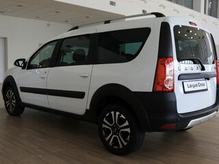 2026 Lada (ВАЗ) Largus Cross I Рестайлинг, белый, 2072000 рублей, вид 4