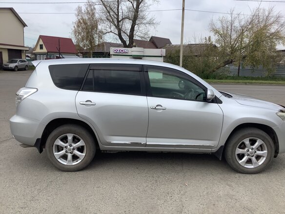 2011 Toyota Vanguard, серый, 1300000 рублей - вид 3