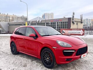 2014 Porsche Cayenne GTS II (958), красный, 3100000 рублей, вид 2