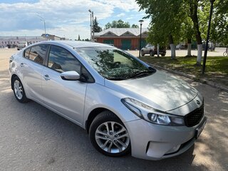 2017 Kia Cerato III Рестайлинг (Classic), серебристый, 1330000 рублей, вид 1
